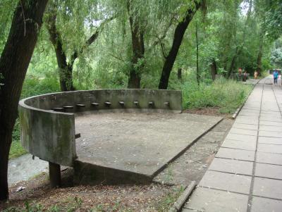 Прикрепленное изображение: 41 Малый Салгир в Гагаринском парке.jpg